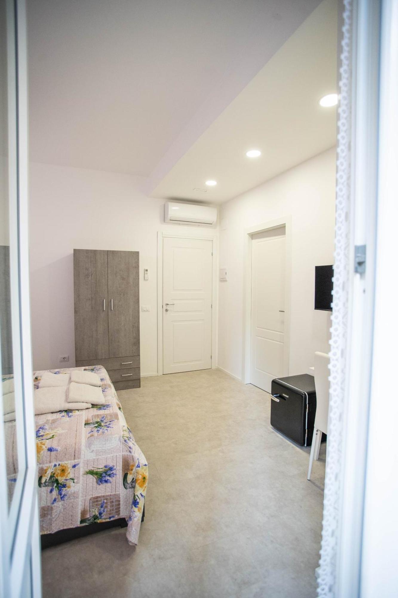Residenza Ponte Catena เวโรนา ภายนอก รูปภาพ